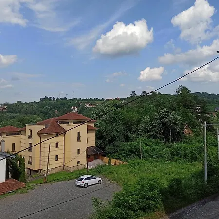 Debora 2 Apartment *